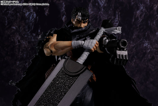FIGURA GUTS BERSERKER ARMOR - BERSERK - S.H. FIGUARTS BANDAI TAMASHII NATIONS