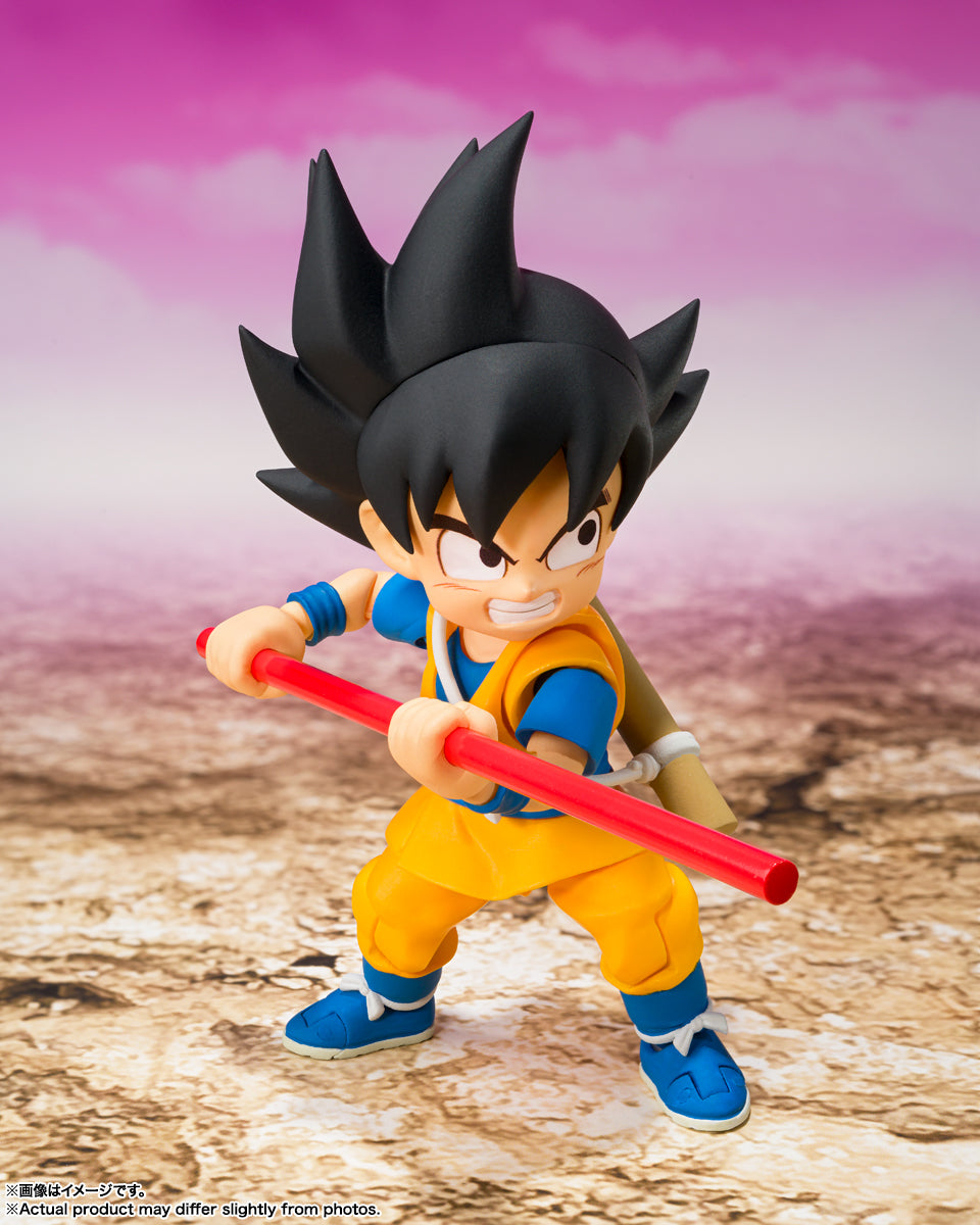 FIGURA SON GOKU MINI DRAGON BALL DAIMA- S.H. FIGUARTS BANDAI TAMASHII NATIONS