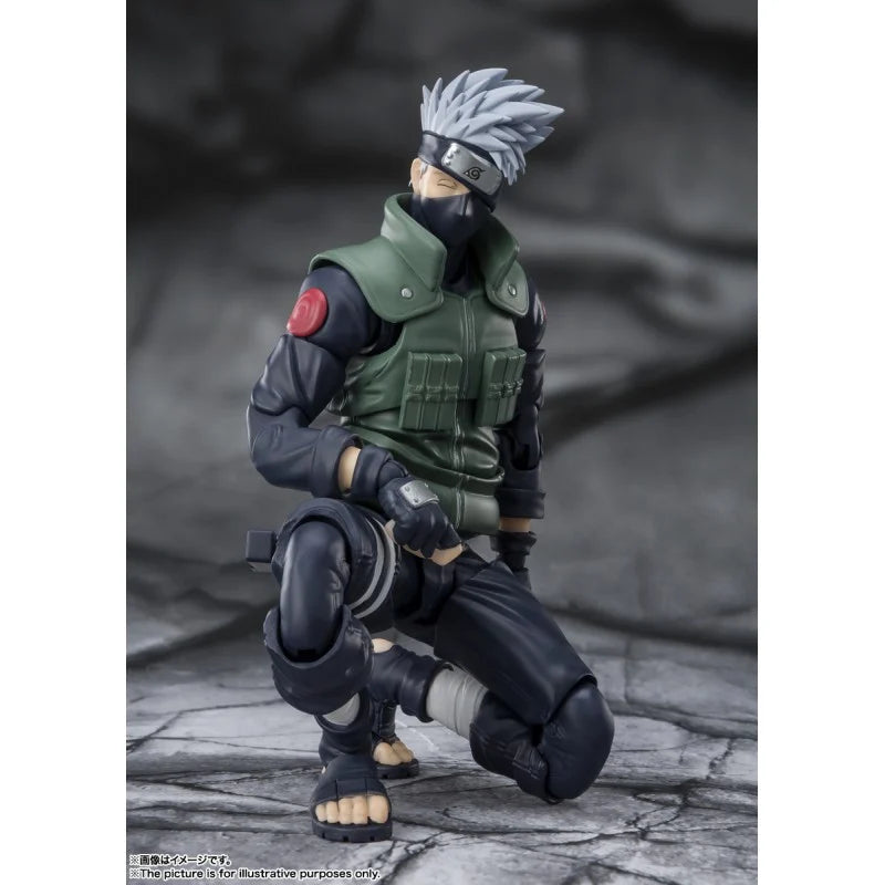 FIGURA HATAKE KAKASHI THE FAMED SHARINGAN HERO - NARUTO SHIPPUDEN - S.H. FIGUARTS BANDAI SPIRITS TAMASHII NATIONS 15CM (RE-RUN)