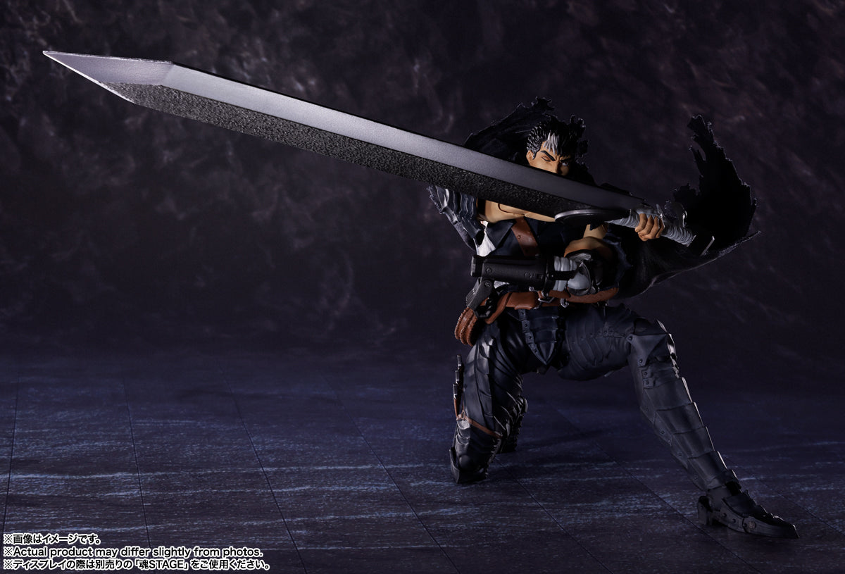 FIGURA GUTS BERSERKER ARMOR - BERSERK - S.H. FIGUARTS BANDAI TAMASHII NATIONS