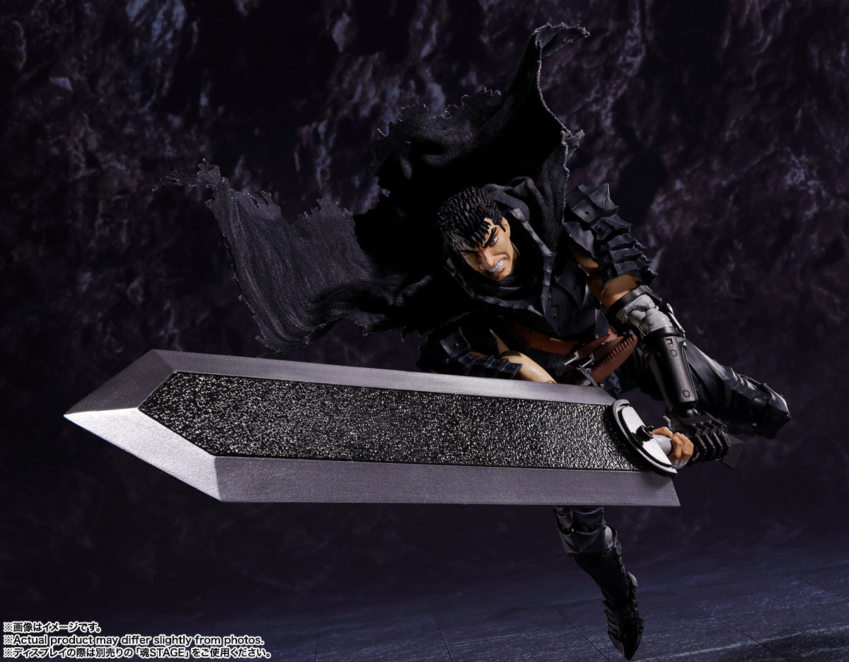 FIGURA GUTS BERSERKER ARMOR - BERSERK - S.H. FIGUARTS BANDAI TAMASHII NATIONS