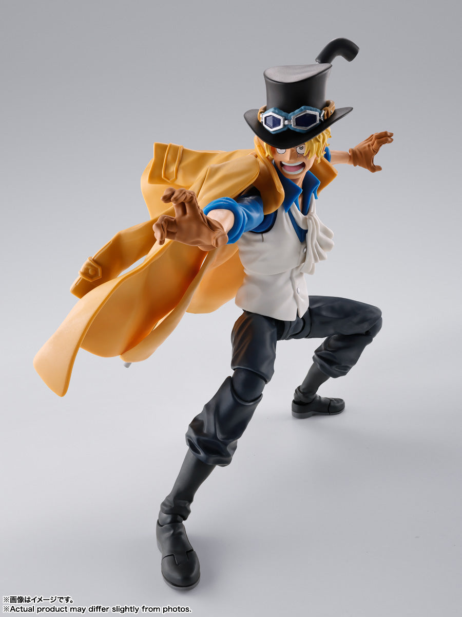 FIGURA ONE PIECE SABO REVOLUTIONARY ARMY CHIEF OF STAFF S.H. FIGUARTS BANDAI SPIRITS TAMASHII NATIONS