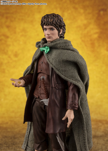 FIGURAS FRODO BAGGINS & GOLLUM THE LORD OF THE RINGS: THE FELLOWSHIP OF THE RING S.H. FIGUARTS TAMASHII NATIONS